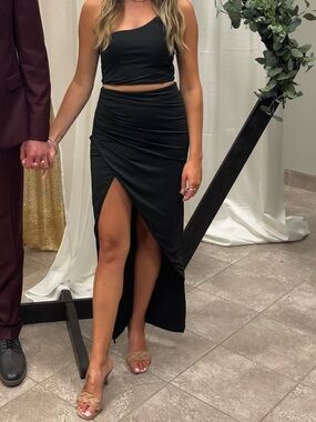 Revolve Superdown Black Ruched High-Slit Maxi Skirt Set - Women Size Small